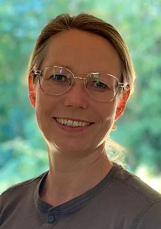 Gravermedhjælper Tversted